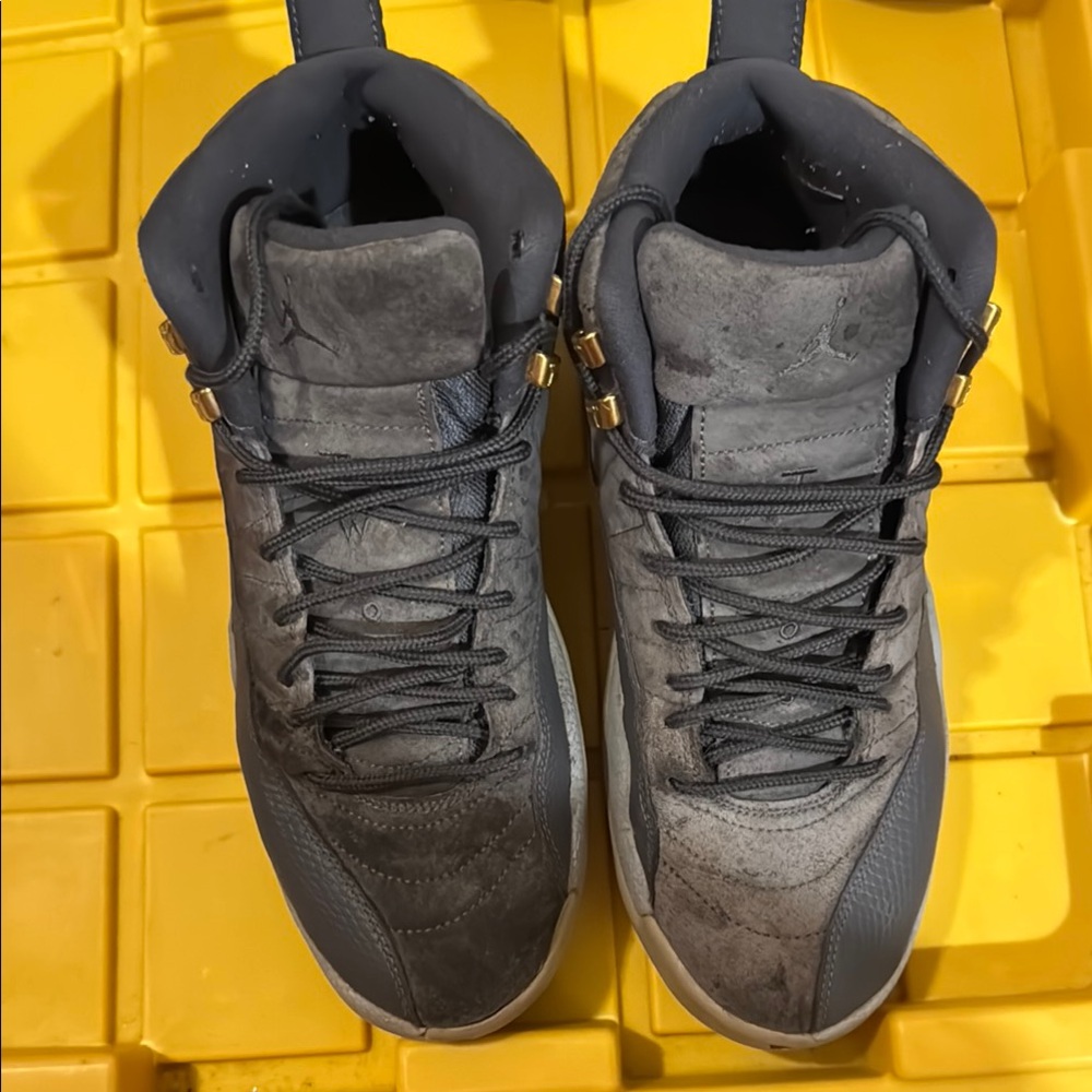 Men's Black Sneakers